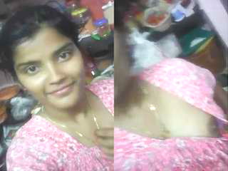 Today Exclusive Cute Indian Girl HD Video